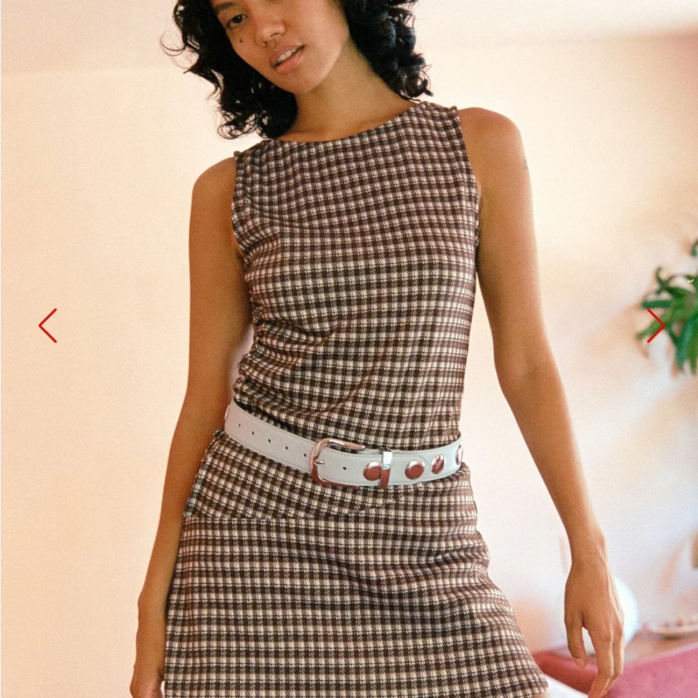 Lisa Says Gah Brown & White Checked Asymmetric Tank - Picture 2 of 8